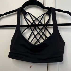 Lululemon sports bra